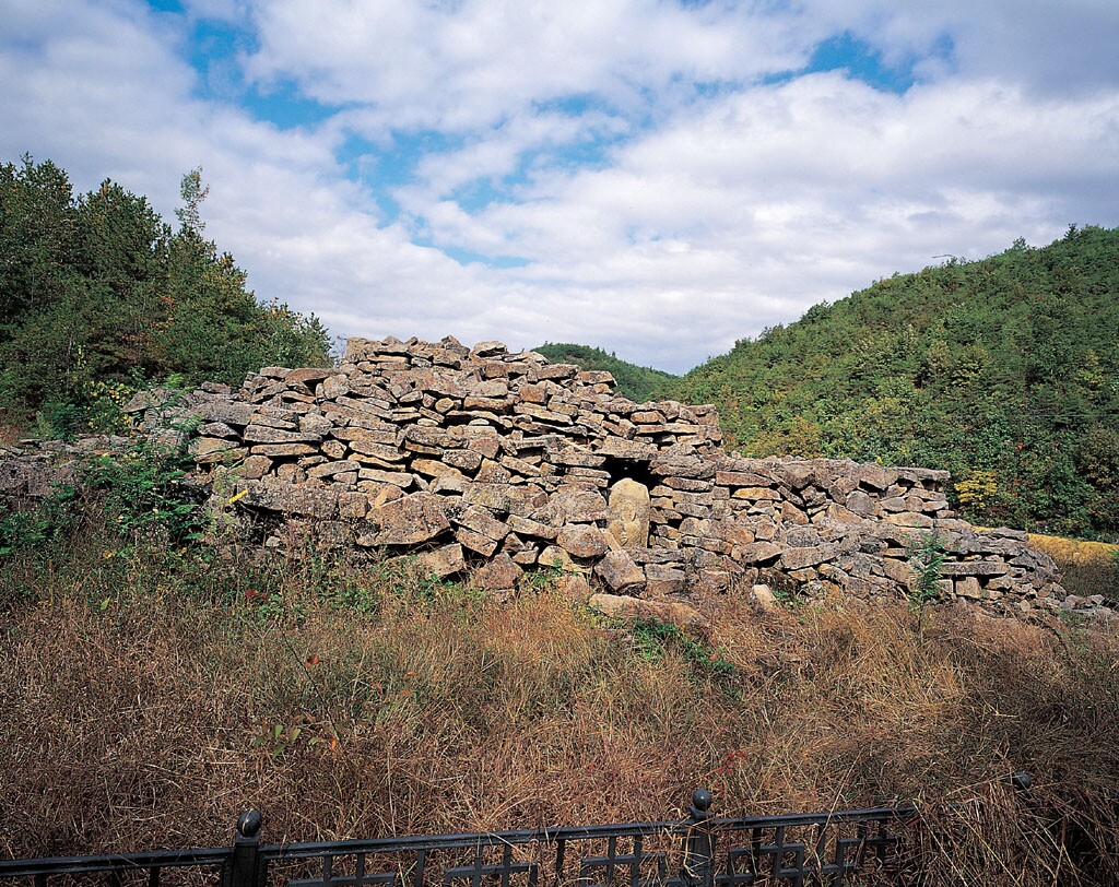[유형문화유산  301호] 의성 석탑리 방단형 적석탑