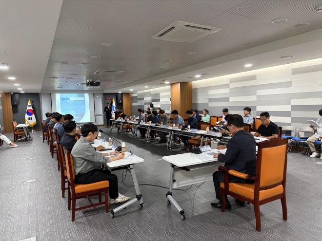 7._위험도로_중장기계획_마련.jpg